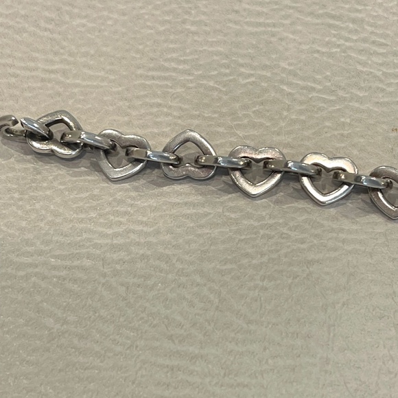 Tiffany & Co. Heart Link Bracelet, Sterling Silver - Picture 5 of 7
